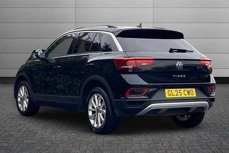 Used VW T-Roc Match 150 HP (110 kW) 2025 Pure white SUV