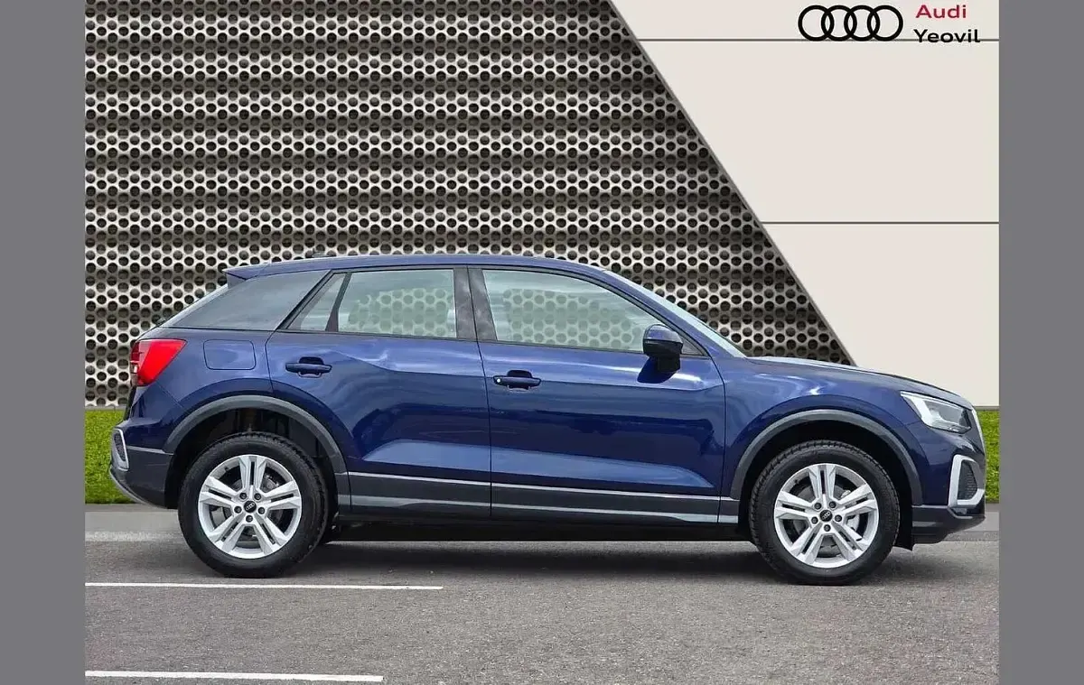 Used Audi Q2 Sport 147 HP (108 kW) 2026 Blue SUV