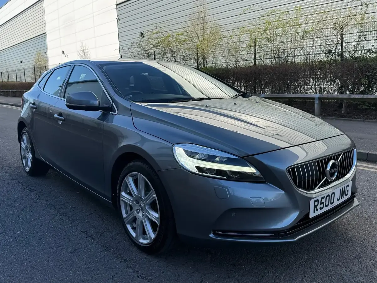 Used Volvo V40 Inscription 2019 Grey Hatchback
