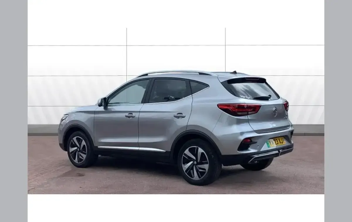 Używany MG ZS Trophy Connect 114 kW (156 KM) 2023 Srebrny SUV