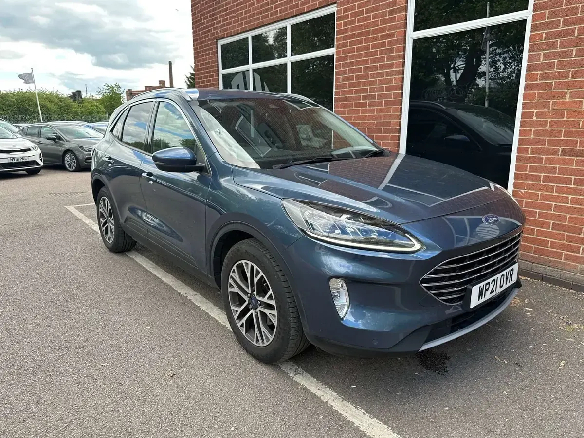Used Ford Kuga Titanium 120 HP (88 kW) 2021 Blue SUV