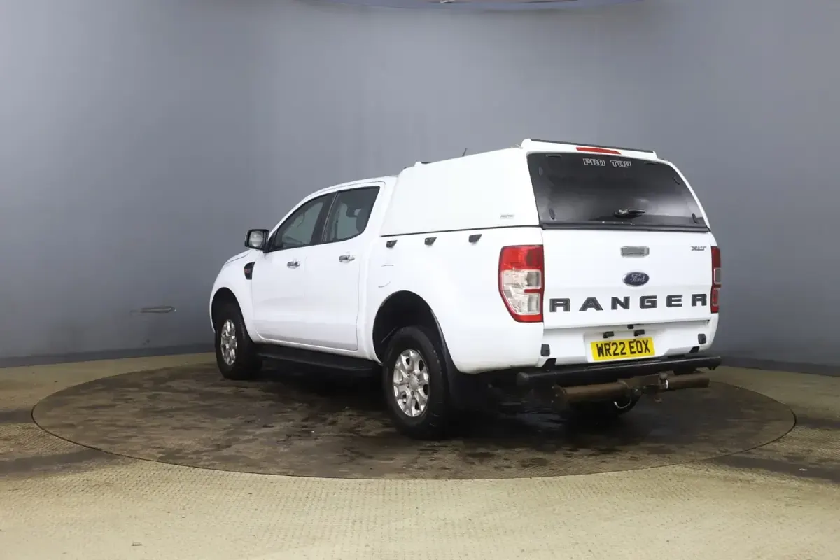 Gebraucht Ford Ranger XLT 170 PS (125 kW) 2022 Weiß Pickup