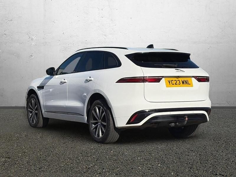 Second-hand Jaguar F-Pace R-Dynamic 204 CP (150 kW) 2023 Alb SUV