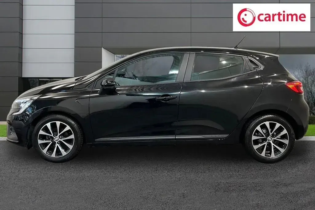 Used Renault Clio Evolution 90 HP (66 kW) 2023 Black Hatchback