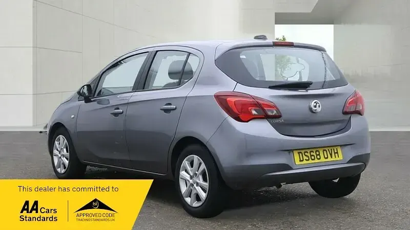 Used Vauxhall Corsa Design Edition 90 HP (66 kW) 2018 Grey Hatchback