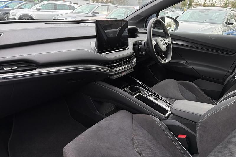 Used Skoda Enyaq iV SportlinePlus 210 kW (286 HP) 2024 Silver SUV