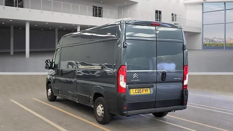 Used Citroën Relay 140 HP (102 kW) 2020 Grey Van