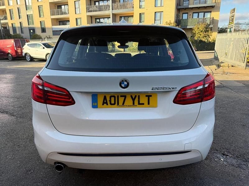 Used BMW 225 Sport Line 2017 White Hatchback