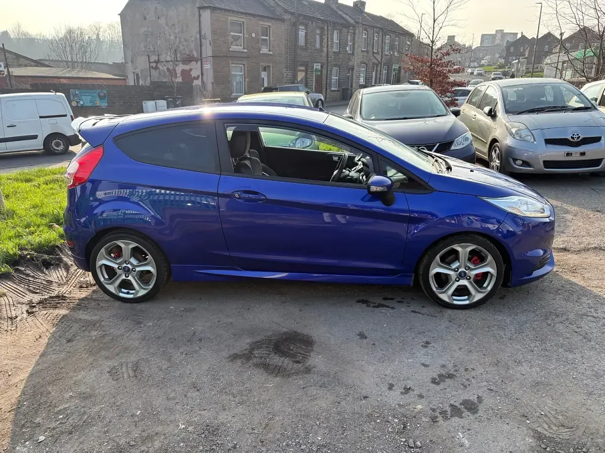 Gebraucht Ford Fiesta ST 2014 Blau Kleinwagen