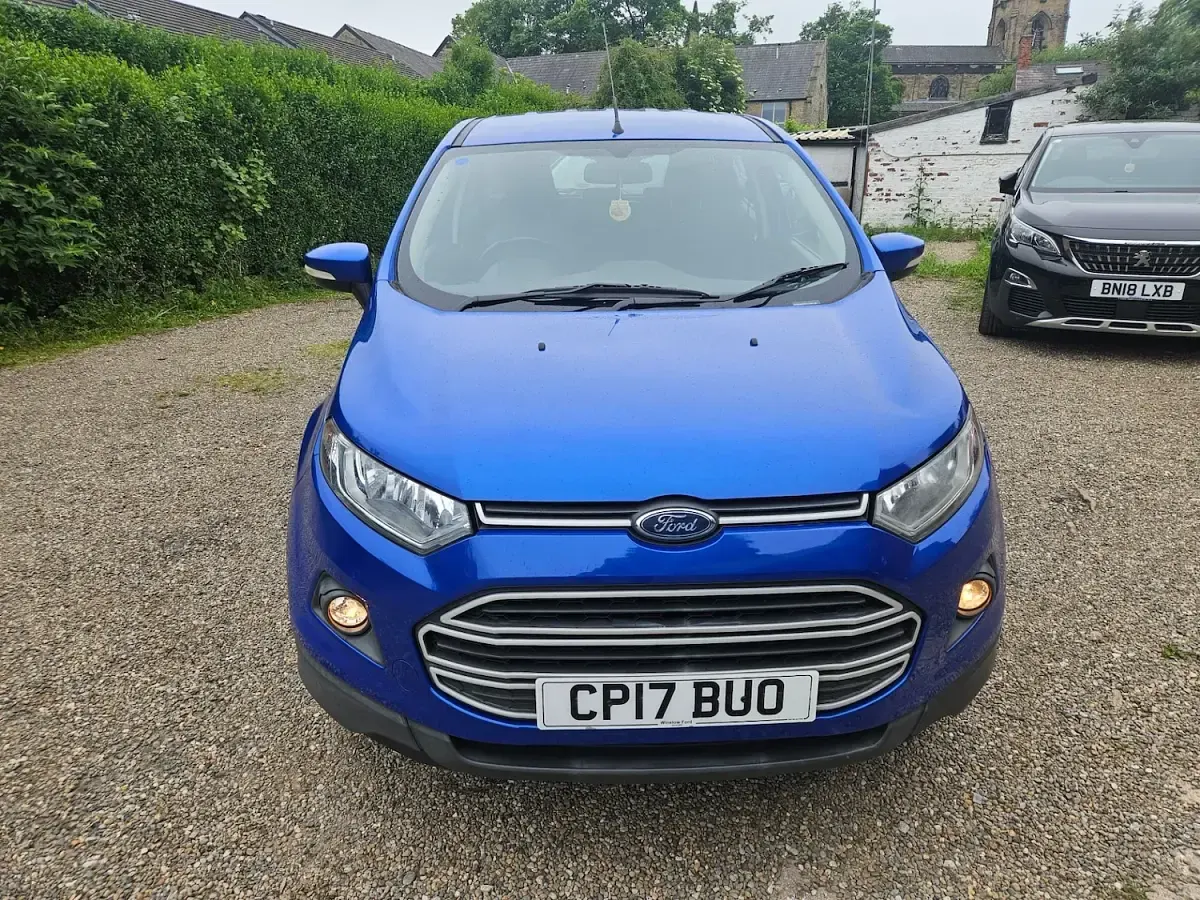 Used Ford Ecosport Zetec 112 HP (82 kW) 2017 Kinetic blue metallic SUV