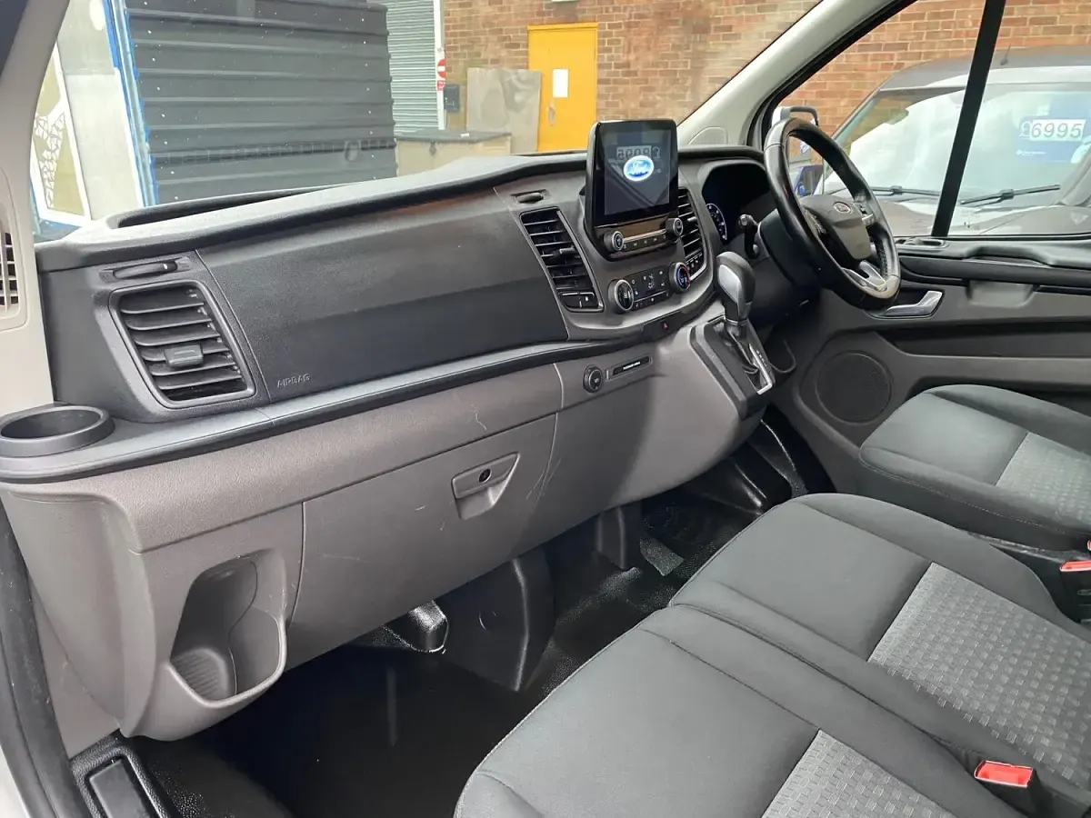 Used Ford Transit Custom Trend 2021 White Van