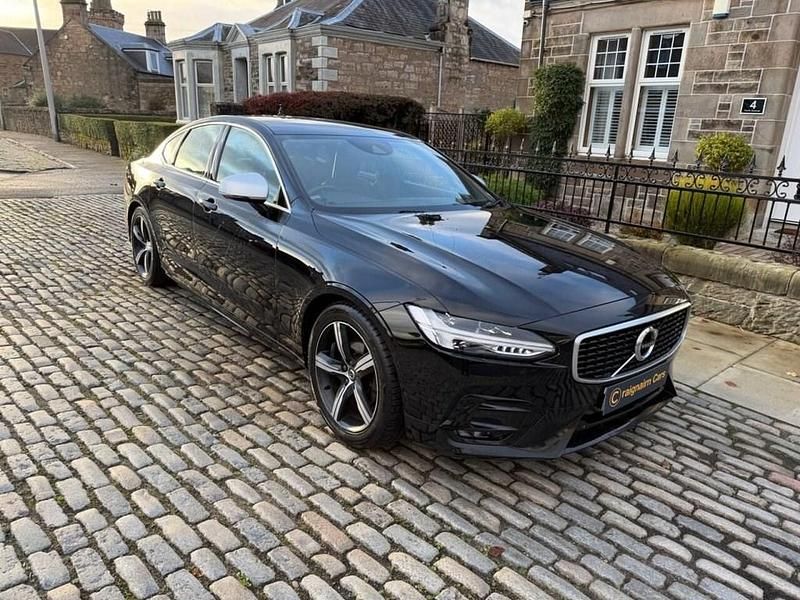 Used Volvo S90 R-Design 190 HP (139 kW) 2018 Black Sedan