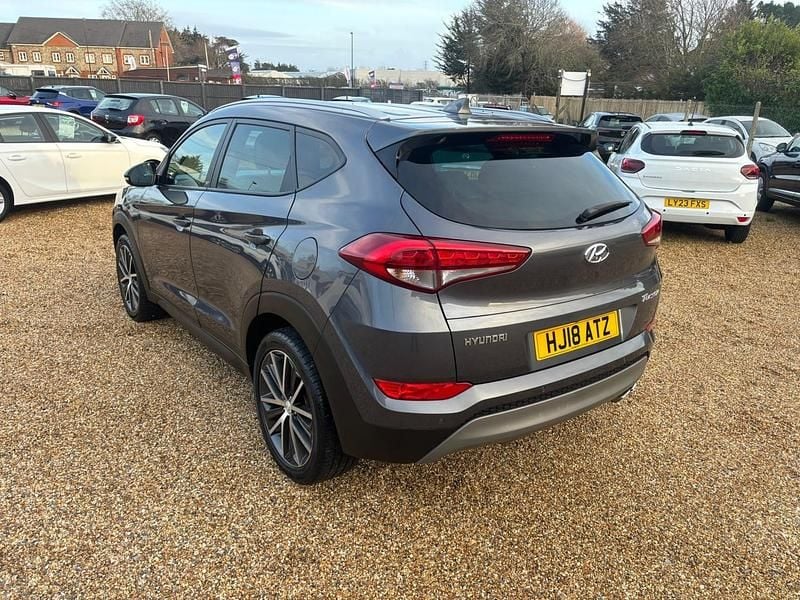 Used Hyundai Tucson GO! 177 HP (130 kW) 2018 Grey SUV
