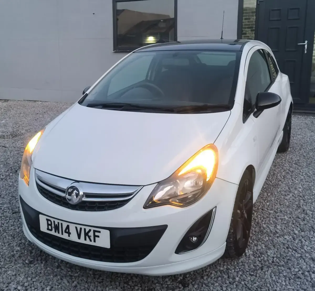 Used Vauxhall Corsa Edition 2014 White Hatchback