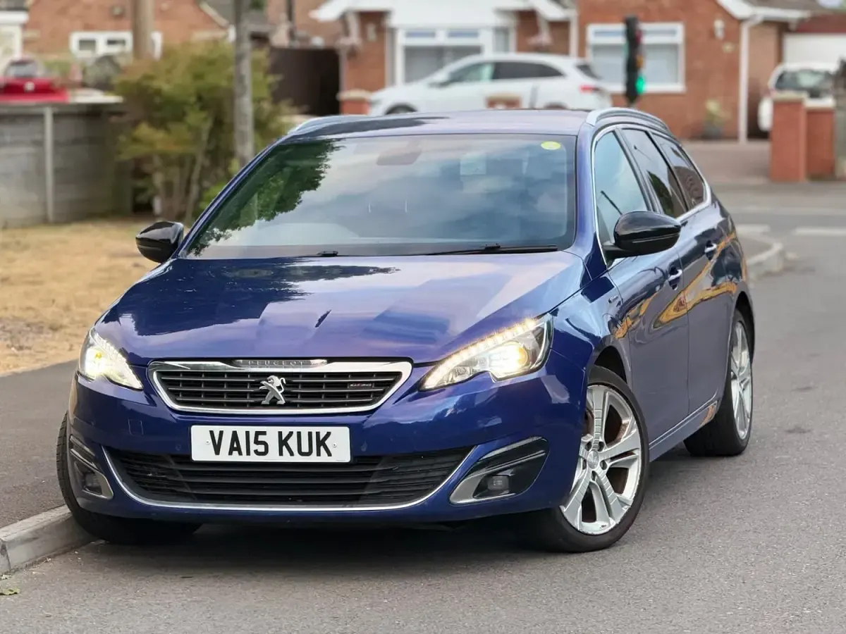 Used Peugeot 308 GT-line 2015 Blue Estate
