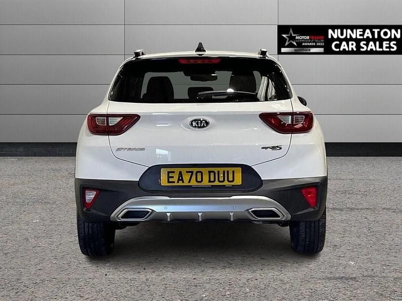 Used Kia Stonic GT-Line S 118 HP (86 kW) 2021 White SUV