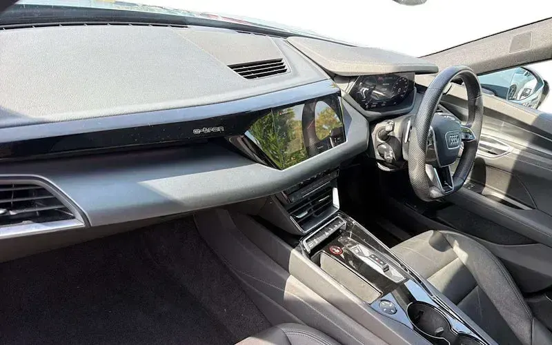 Used Audi e-tron GT quattro Design 389 kW (530 HP) 2024 Sedan