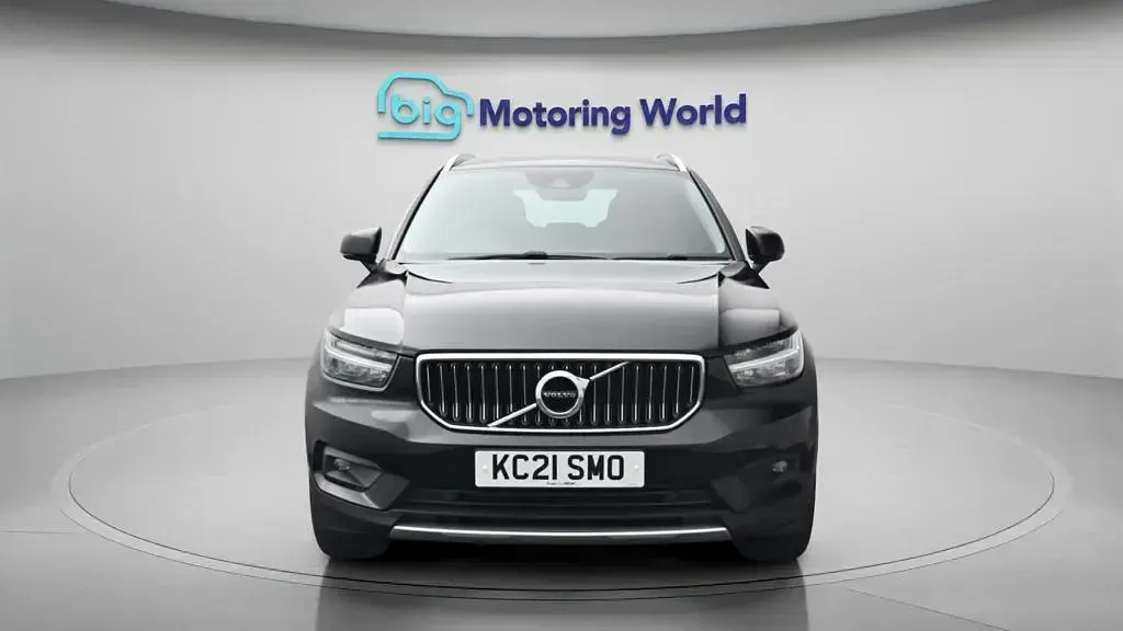 Used Volvo XC40 Inscription 163 HP (119 kW) 2021 Black SUV