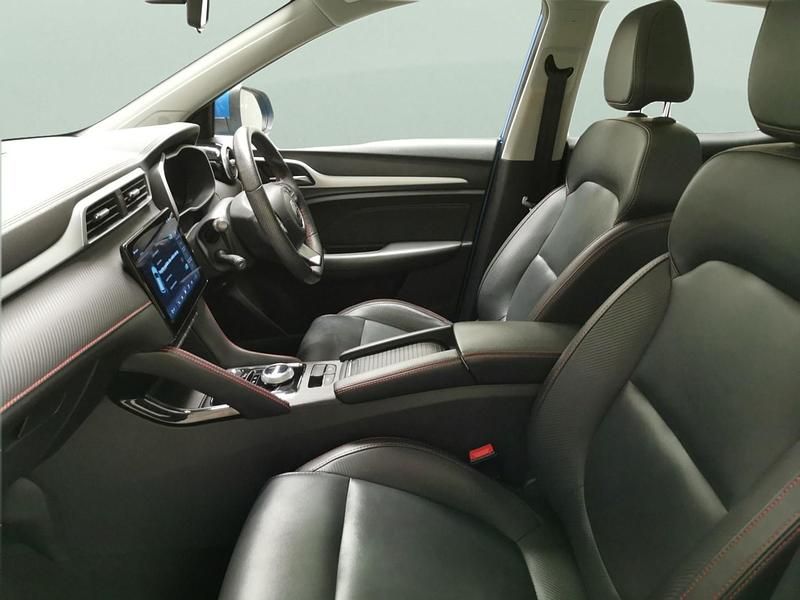 Used MG ZS Trophy 114 kW (156 HP) 2022 Blue SUV