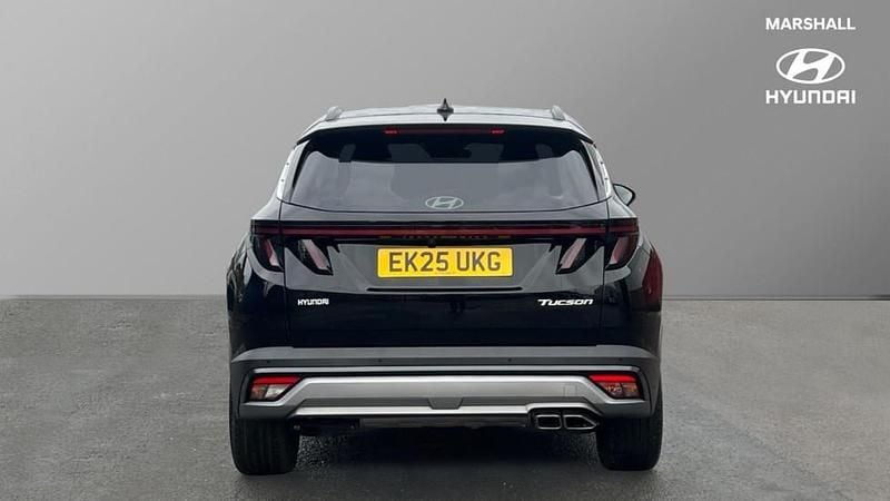Used Hyundai Tucson Premium 215 HP (158 kW) 2025 Black SUV