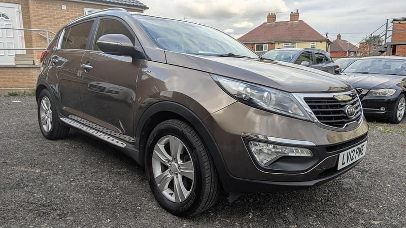 Brown Used 2012 Kia Sportage 2 SUV | £3,999 (Good price) - Image 1/4