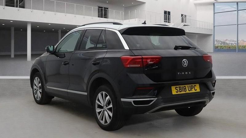 Used VW T-Roc Design 150 HP (110 kW) 2018 Deep black pearl SUV