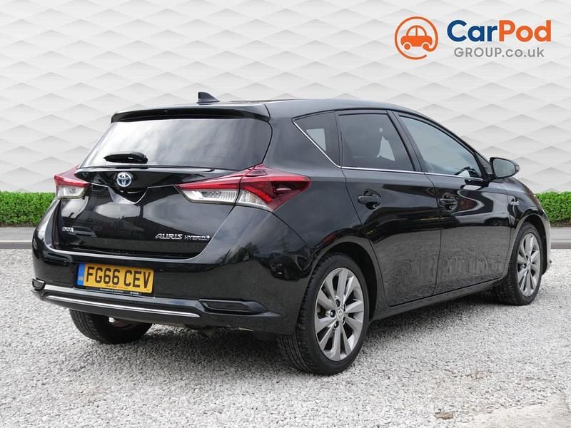 Used Toyota Auris Hybrid 2016 Black Hatchback