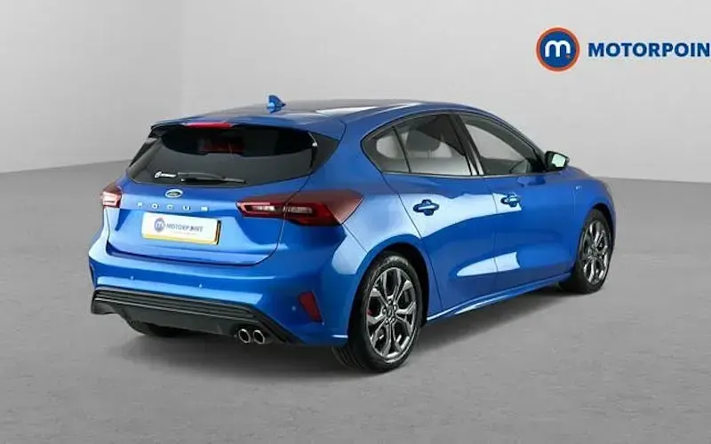 Used Ford Focus ST-Line 125 HP (91 kW) 2024 Blue Hatchback