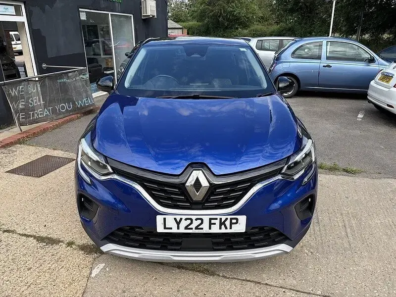 Used Renault Captur LIMITED 89 HP (65 kW) 2022 Iron blue with diamond black roof SUV