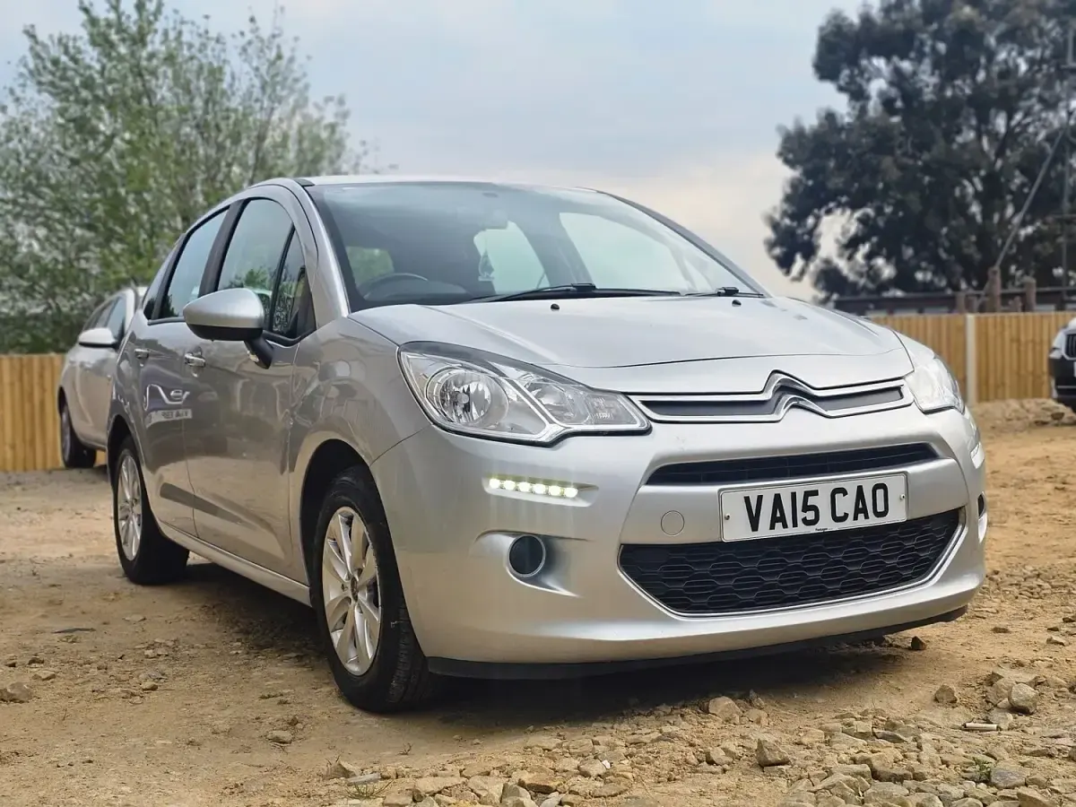 Used Citroën C3 PureTech 2015 Silver Hatchback