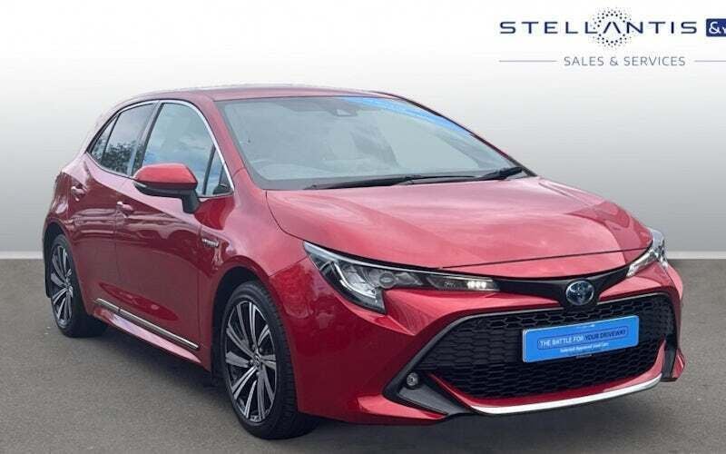 Used 2022 Toyota Corolla Design Hatchback | £14,787 (Good price) - Image 1/4