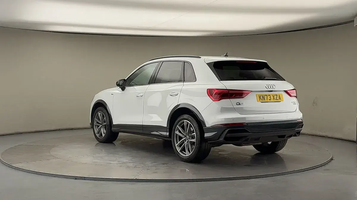 Used Audi Q3 Black Edition 2023 Glacier white metallic/glacier white metallic SUV