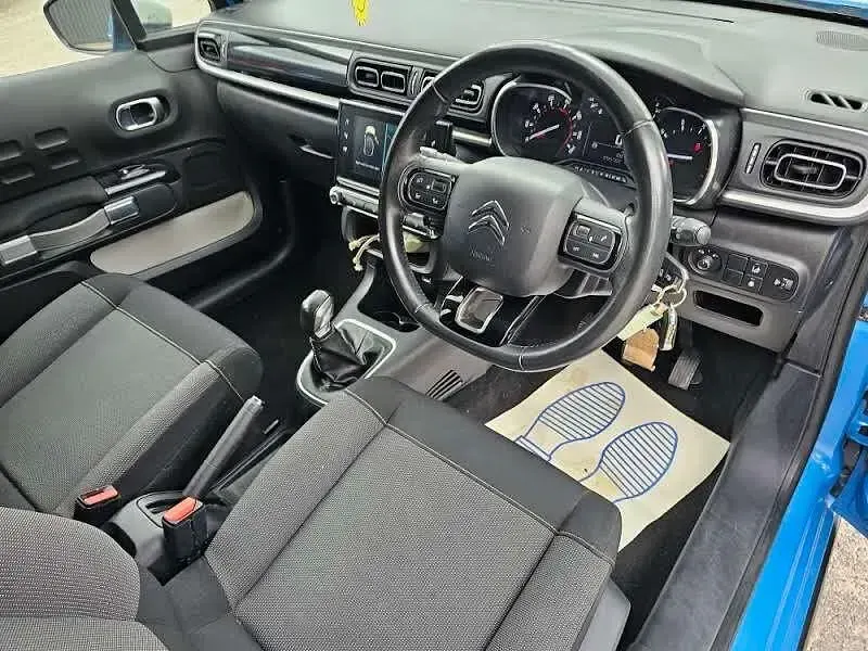 Used Citroën C3 Flair 82 HP (60 kW) 2018 Blue Hatchback