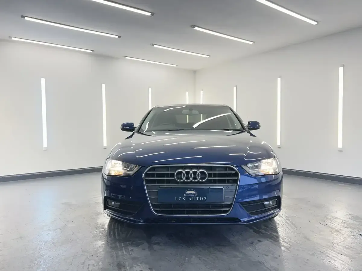 Usado Audi A4 2015 Azul Sedan