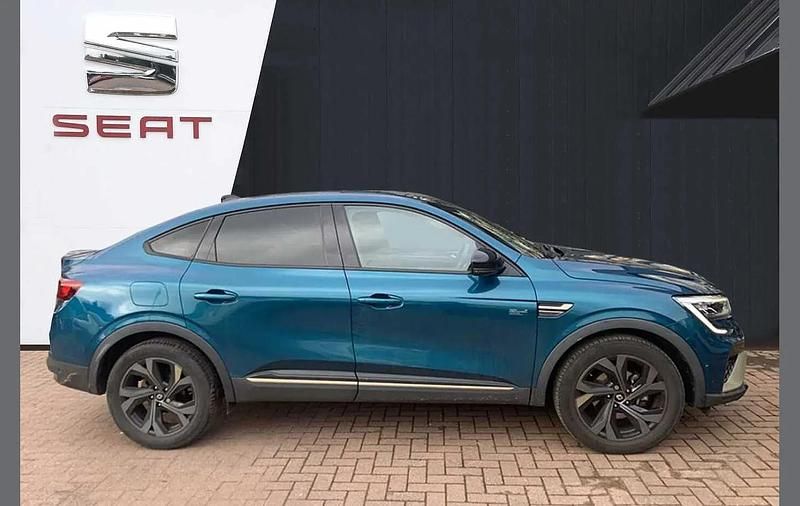Used Renault Arkana Engineered 140 HP (102 kW) 2023 Blue SUV