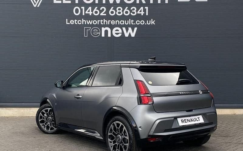 New Renault 5 E-Tech Komfort 110 kW (150 HP) 2025 Hatchback