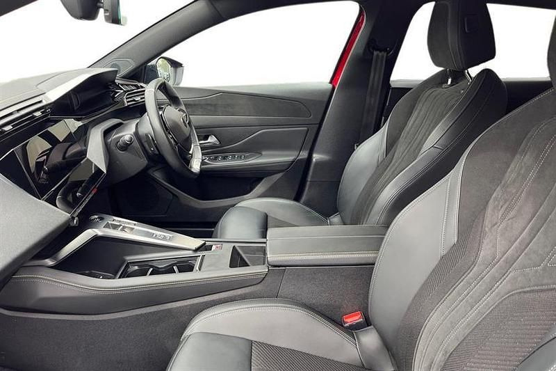 Used Peugeot 308 Premium 131 HP (96 kW) 2022 Elixir red Estate