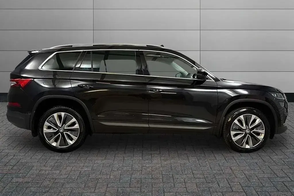Second-hand Skoda Kodiaq SE L 150 CP (110 kW) 2022 Negru SUV