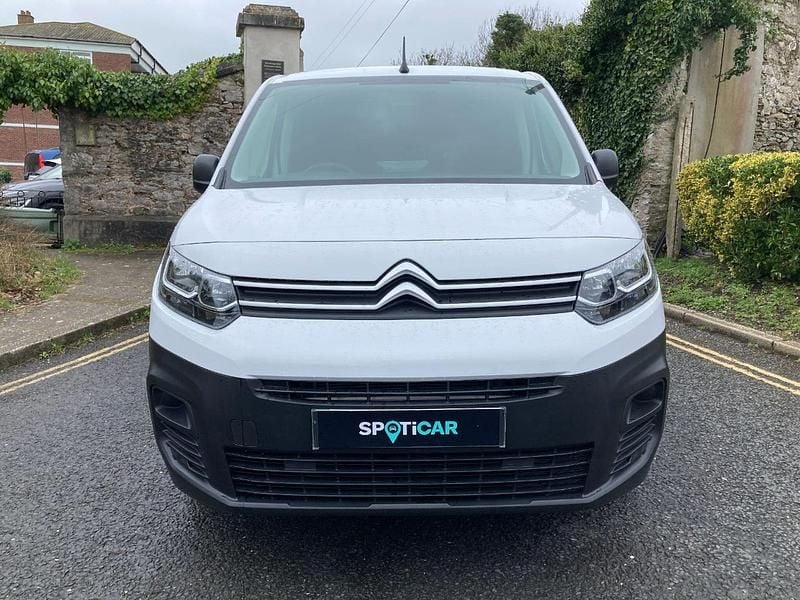 Used Citroën e-Berlingo 98 kW (134 HP) 2025 White MPV