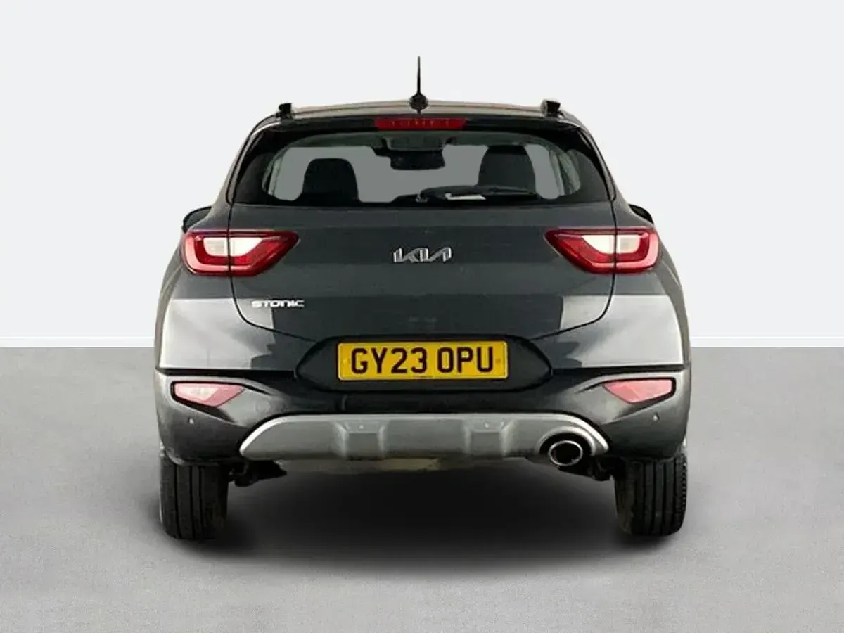 Used Kia Stonic 100 HP (73 kW) 2023 Grey SUV