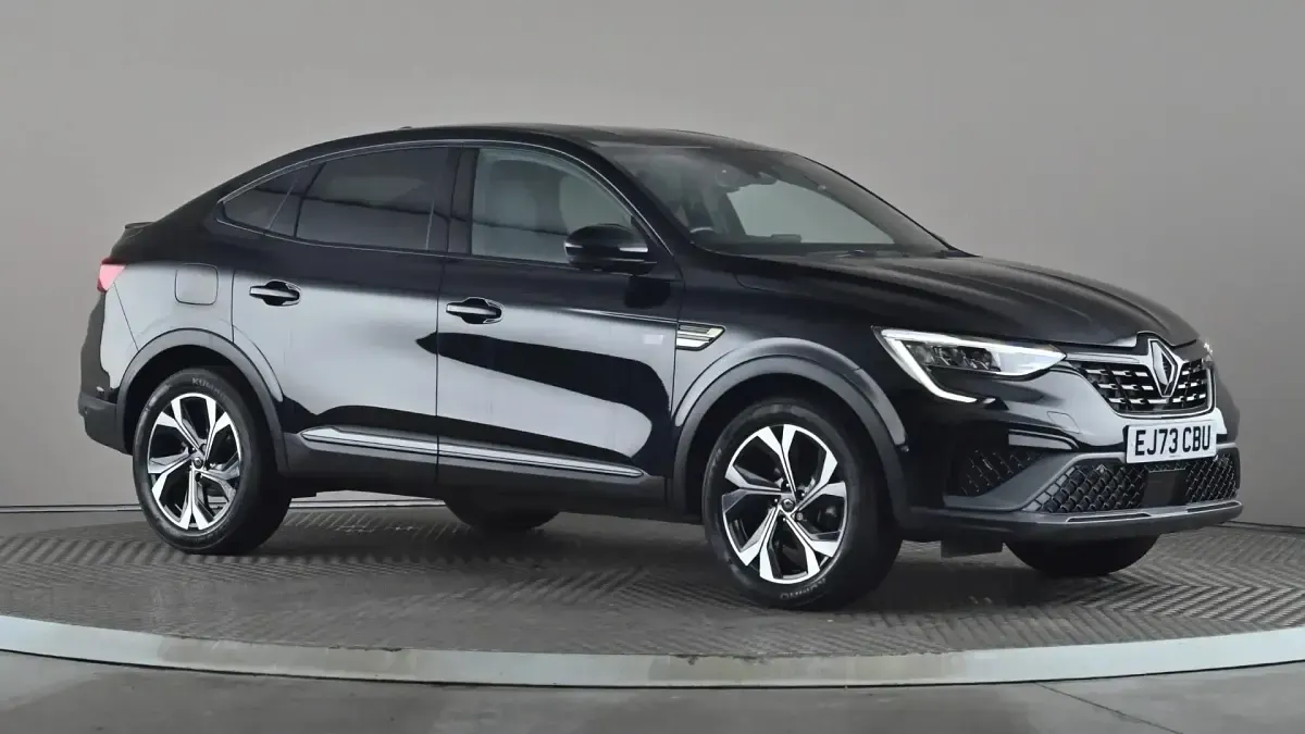 Used Renault Arkana Engineered 142 HP (104 kW) 2023 Black SUV