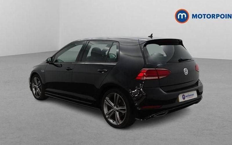 Used VW Golf VII R-line 150 HP (110 kW) 2019 Black Hatchback