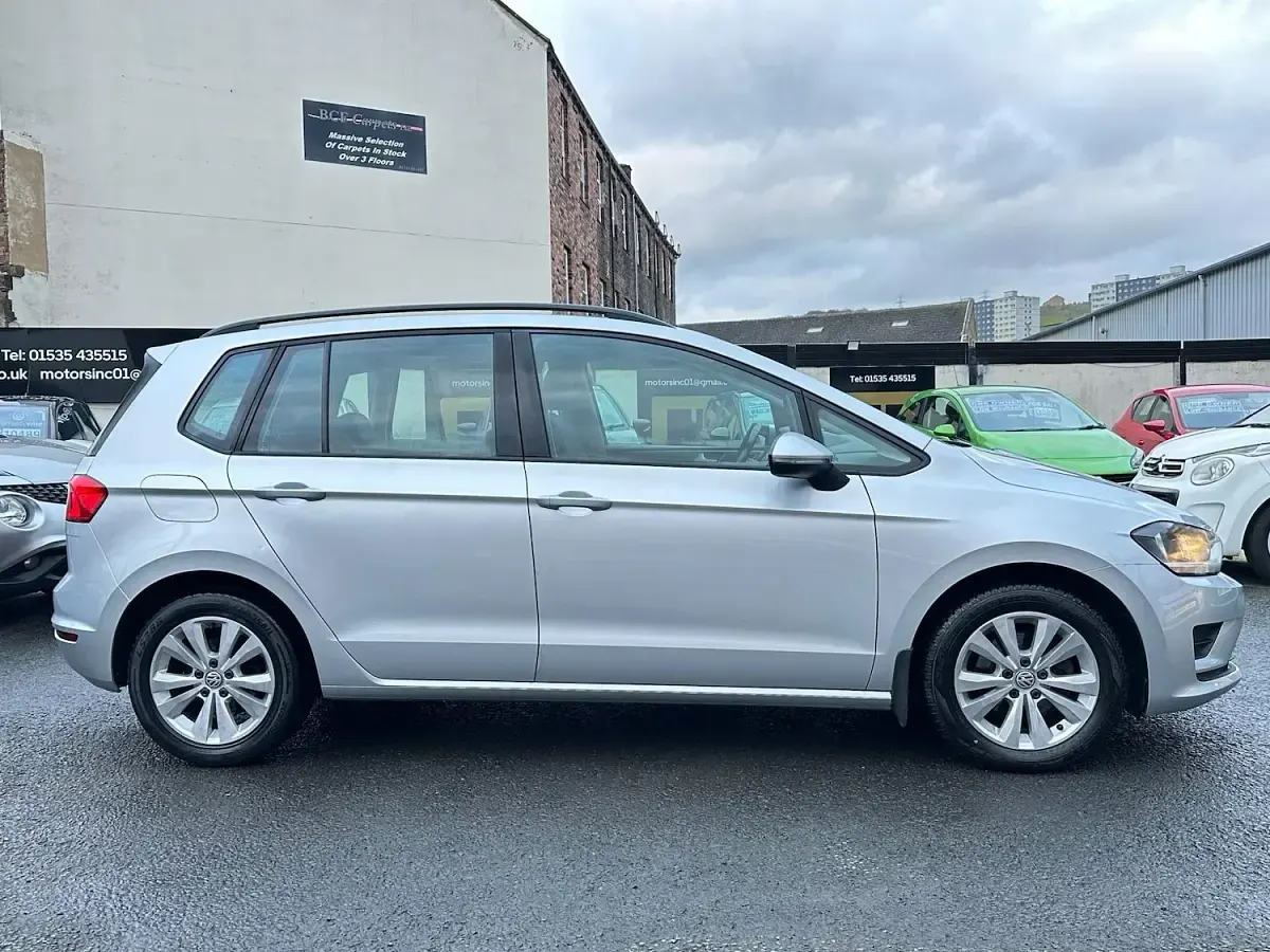 Used VW Golf Sportsvan SE 2015 Silver MPV