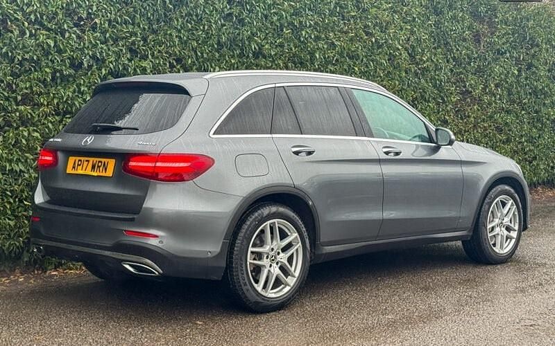 Used Mercedes GLC350 AMG Line Premium 258 HP (189 kW) 2018 Estate