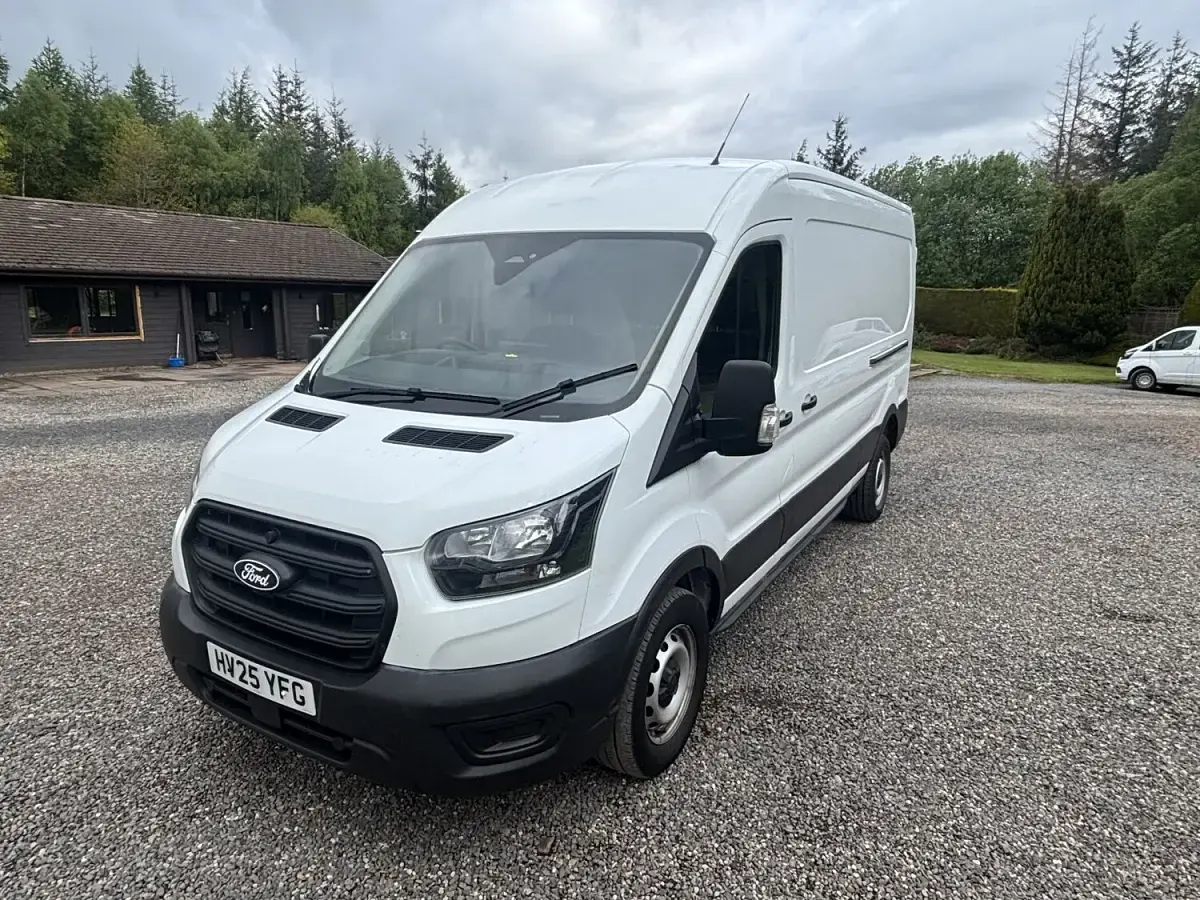 Used Ford Transit 130 HP (95 kW) 2025 White Van