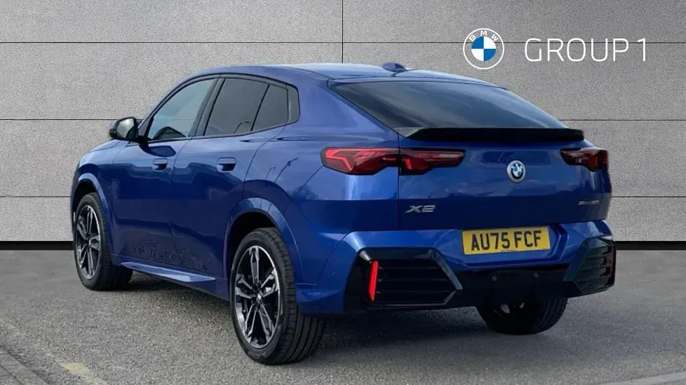 Begagnad BMW X2 M Sport 170 HK (125 kW) 2025 Blå SUV