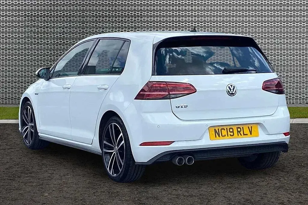 Used VW Golf VII 184 HP (135 kW) 2019