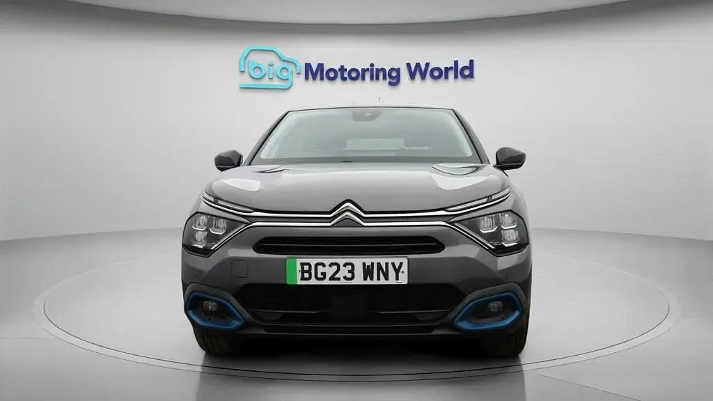 Used Citroën e-C4 Shine 100 kW (136 HP) 2023 Hatchback