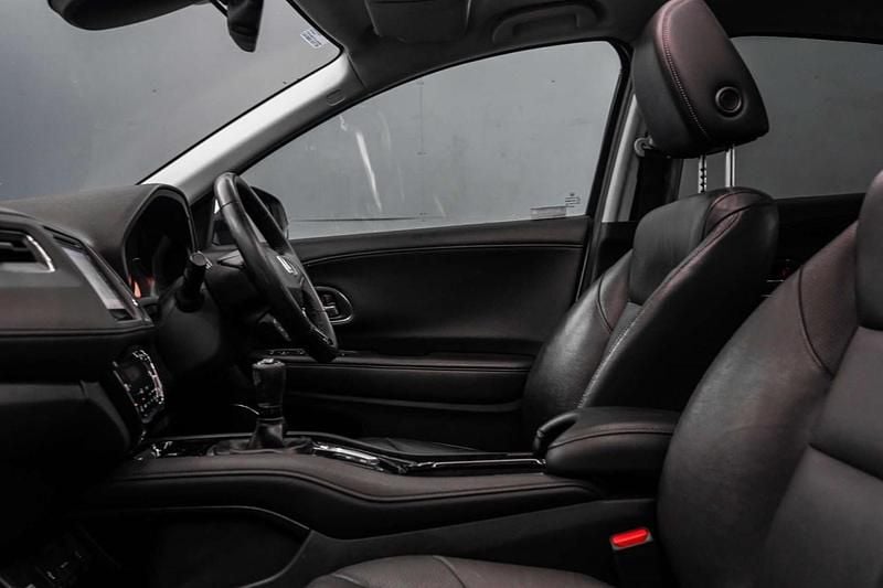 Used Honda HR-V EX 120 HP (88 kW) 2016 White SUV