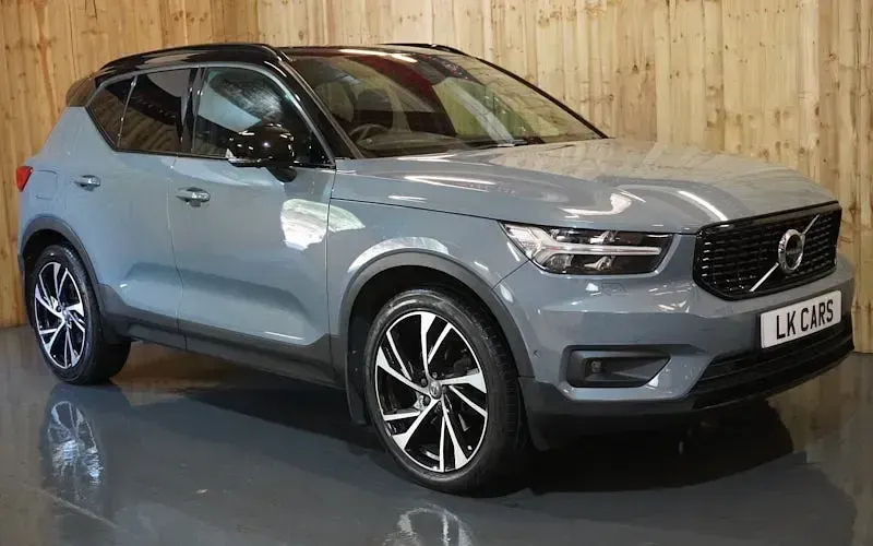 Used Volvo XC40 R-Design Pro 190 HP (139 kW) 2019 SUV